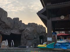 -裕龙汤泉