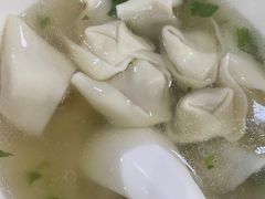 -周震馄饨