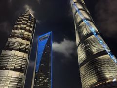 -陆家嘴空中步行连廊