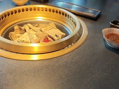 -铭牛烧肉·和牛海鲜自助(高新月牙湖店)