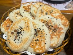 -黄泥岗·地道湖北菜(奥特莱斯店)