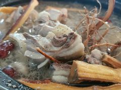 -红炎炎农家菜老字号(金水台店)