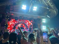 -FINNS Beach Club