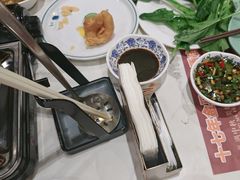 -金马门国际美食百汇(珞喻路店)