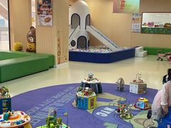 -爱威盛亲子俱乐部·纽约国际早托中心