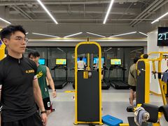 -超鹿运动(五四北泰禾广场店)
