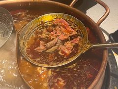 -牛村来人潮汕牛肉火锅(西单店)