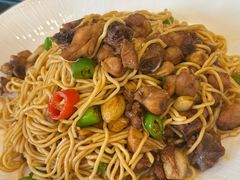 鸡肉捞面-乡村馕坑肉·烧烤·新疆菜·本地人更爱吃(阿勒泰首店)