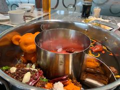 -何鲜菇火锅(大营盘店)