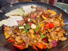-富正毅三下锅·湘西韵味(天门山索道店)