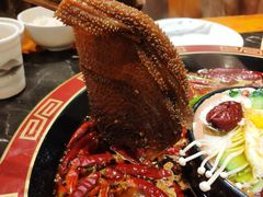 -巴国妹子毛肚火锅(蓝光悦城店)