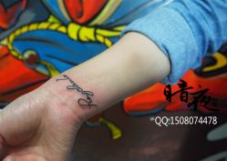-暗夜tattoo纹身工作室