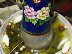 白汤锅底-龙虾风暴(松江店)