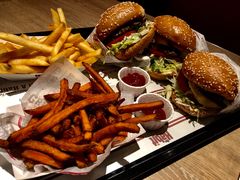 -The Habit Burger Grill 哈比特汉堡(复兴soho店)
