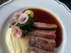 澳洲M3+眼肉牛排-福楼毕斯罗F Bistronome(国贸商城约会地标景观店)