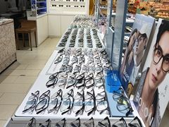 -美式眼镜·授权蔡司.依视路.尼康.豪雅.明月(南翔印象城店)