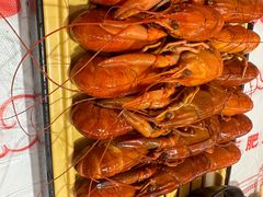 -肥肥虾庄·金牌油焖大虾(汉口城市广场店)