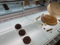 -潮一不贰·法式甜品·生日蛋糕·西式简餐(外滩店)