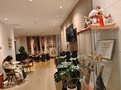 -柏斯音乐艺术中心·钢琴·吉他(上音店)