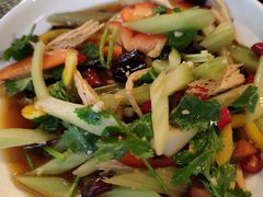 西芹腐竹-荣德灶台鱼(圣泉寺店)