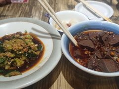 -冯烫烫跷脚牛肉·川菜小馆(武胜西街店)