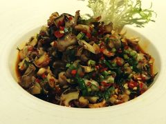 -铜锣湾·有麝自然香(重庆新天地店)