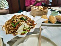 -伊尚宫·清真广式早茶.韩式烤肉·火锅