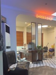 -理昂男士理发店 Barber shop