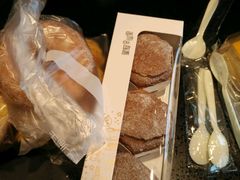 -皇冠幸福里动物奶油生日蛋糕(石桥店)