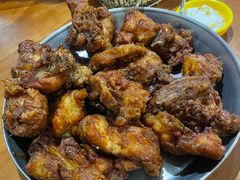 -BHC炸鸡(明洞总店)