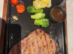 -必胜客(尹山湖歌林公园店)