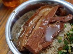 扣肉糯米饭-梁阿婆廿年老牌扣肉糯米饭