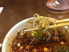 -成都你六姐·牛肉冒菜(城市集市合生汇店)