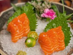 三文鱼刺身-黑牛の店·和牛烧肉(合生汇店)