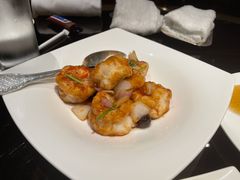 黑蒜大千爆虾球-北京四季酒店·采逸轩
