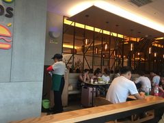 大堂-德克士(西站站内店)