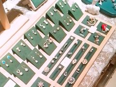 -十八字金·银饰·拼豆·开蚌DIY(魏公芳华里店)