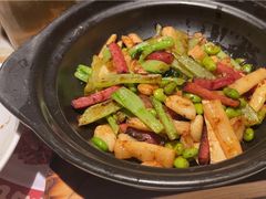 -绿茶餐厅(同成街华联店)