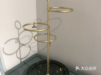 小仙女总是会有各种各样的饰品，之前特别流行的小鹿饰品