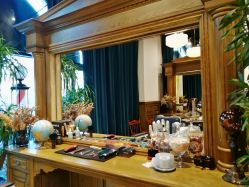 -TWOFACE 双面理发馆