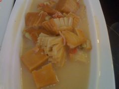 酸汤鱼豆腐-院落创意菜