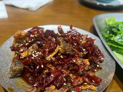-三叔特色自贡菜(中海国际店)