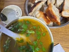 -黄阿姨锅贴大王(万航渡路店)