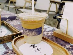 -树下咖啡(昆明老街店)