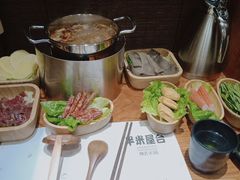 -独食火锅·半米屋台(直营总店)