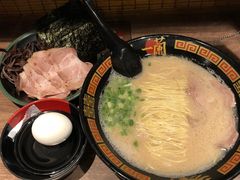豚骨拉面-一蘭拉面(新宿中央东口店)
