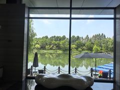 -上海怡沁园度假酒店
