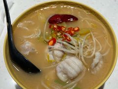 -谭仔米线(皇庭广场店)