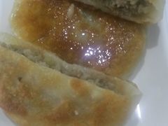 -圣河湾虾饺美食(站前店)
