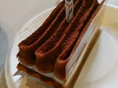 -Dough&Joe团憩(瑞虹天地月亮湾店)